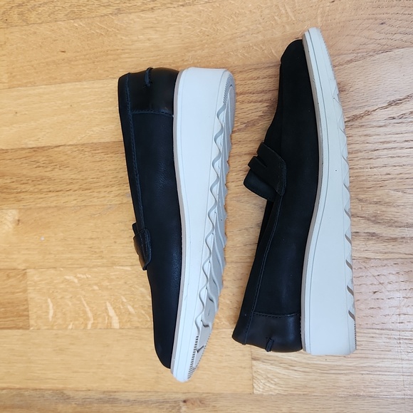 Clarks Sharon Gracie Loafer - Picture 4 of 9